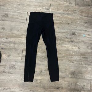 Lulu leggings size 4